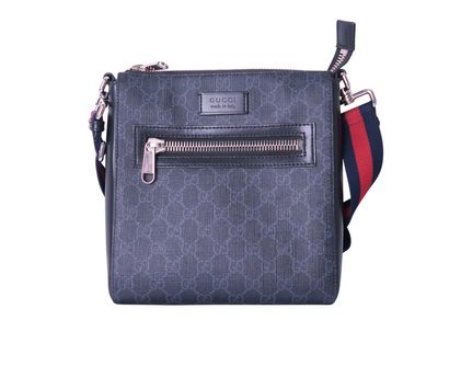 GG Messenger Bag S, front view